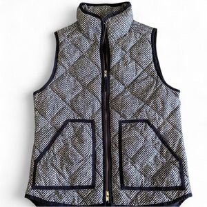 J.Crew Black & White Herringbone Quilted Vest Womens Size XS EUC Fall Winter